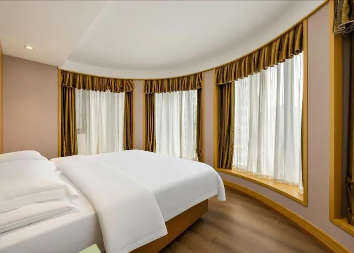 Vienna Hotel Guizhou Zunyi Medical School