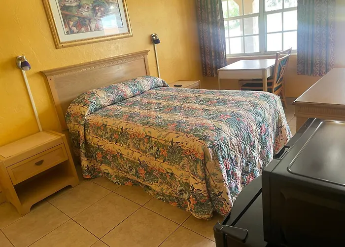 Shangri La Motel