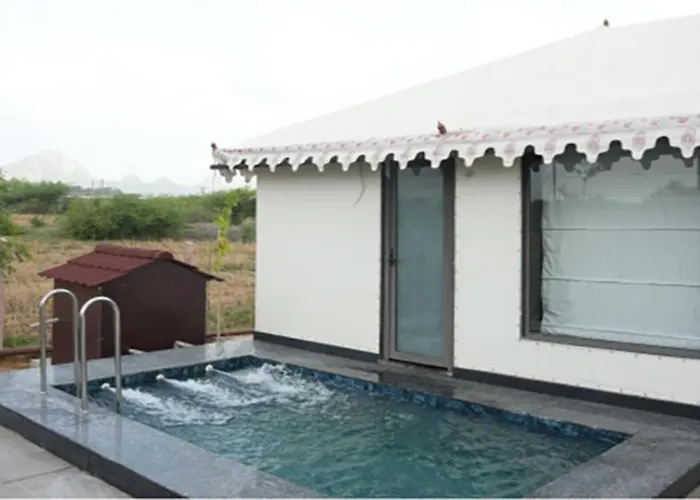 Altura Jawai Hill Resort
