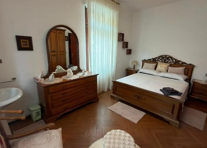 Etoile Hotel