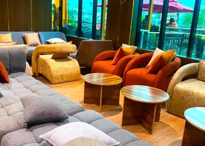 Arcade Luxury Hotel
