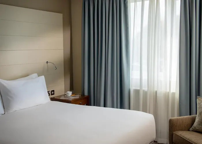 North Lakes Hotel And Spa