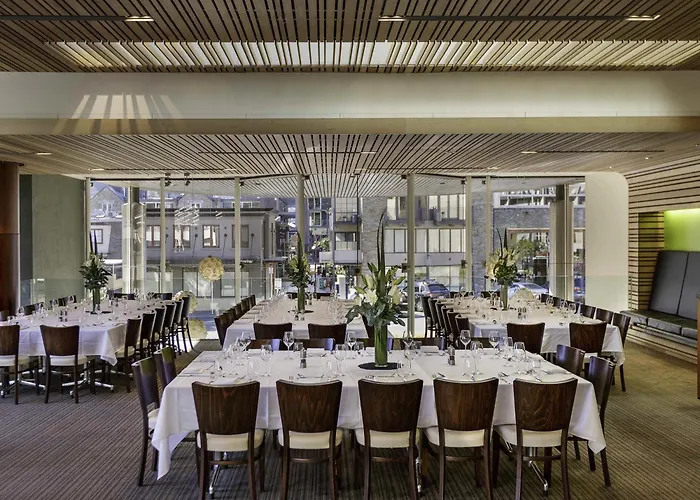 Novotel Queenstown Lakeside