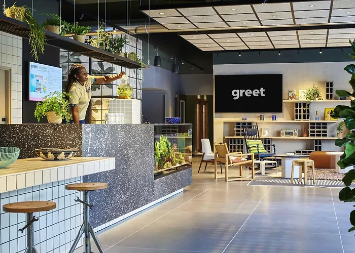 greet hotel Paris Nord 18è