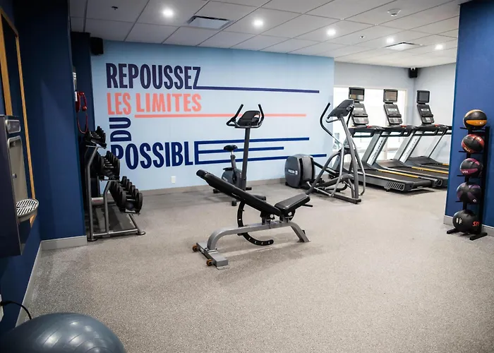 Hampton Inn&Suites Laval