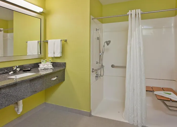 Holiday Inn Express Fremont By Ihg