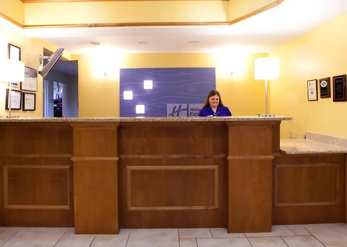 Holiday Inn Express Hotel & Suites Jacksonville-Blount Island By Ihg