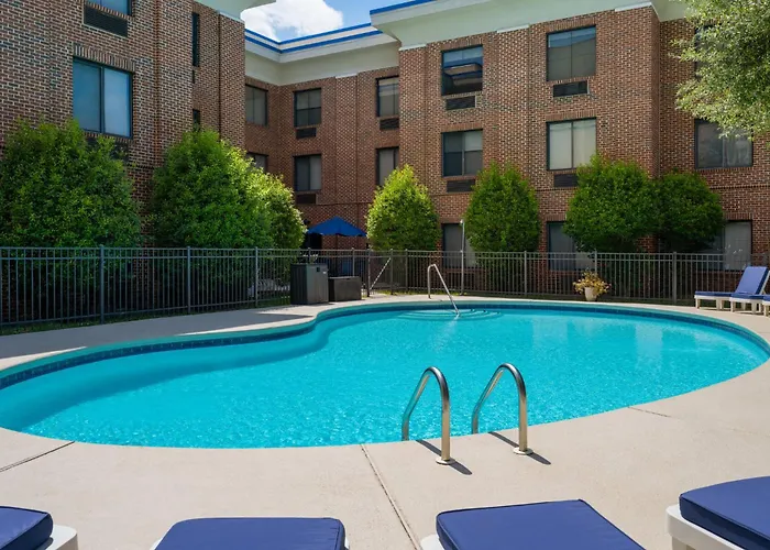Holiday Inn Express Hotel & Suites Columbia-I-20 At Clemson Road By Ihg