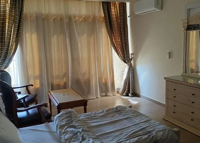 Alexander The Great Hotel