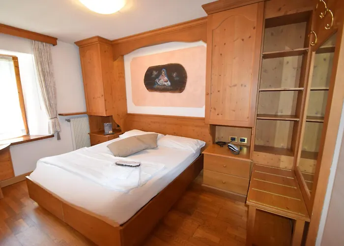 Albergo Miravalle-Tre Cime Views