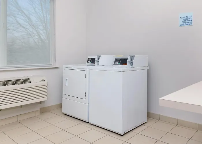 Holiday Inn Express Hotel & Suites Medford-Central Point By Ihg