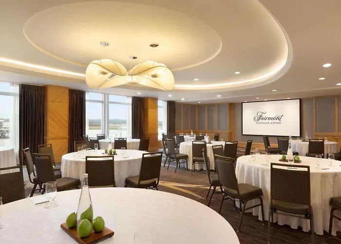 Fairmont Vancouver Airport In-Terminal Hotel