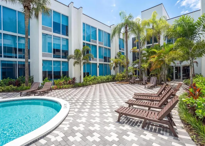 Tropical Palms Hotel