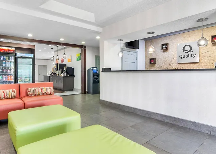 Quality Inn & Suites Greenville - Haywood Mall