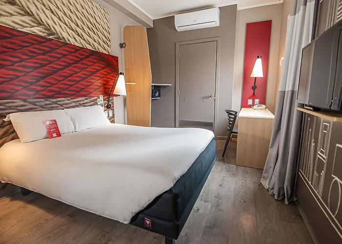 Ibis Iquique