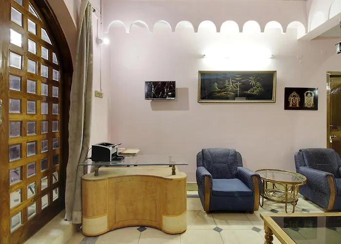 Hotel O Pogl Brahmaputra Guest House