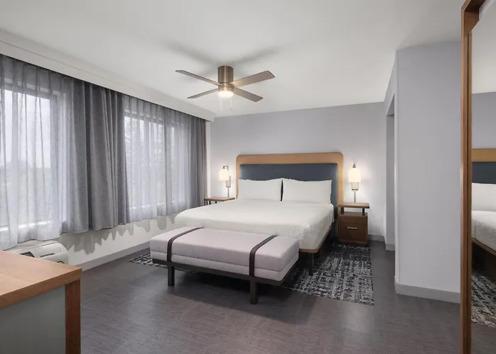Homewood Suites By Hilton Fresno