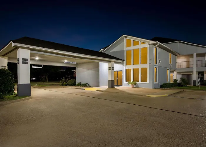 Super 8 By Wyndham Bossier City/Shreveport Area
