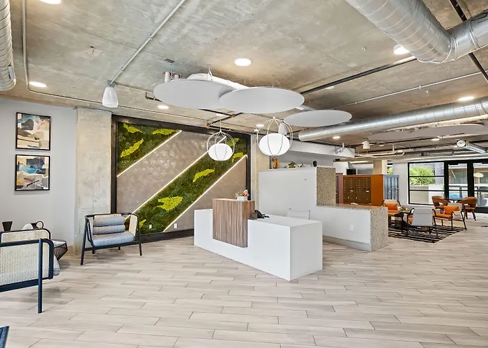 Placemakr Austin Downtown, Apartments By Hilton