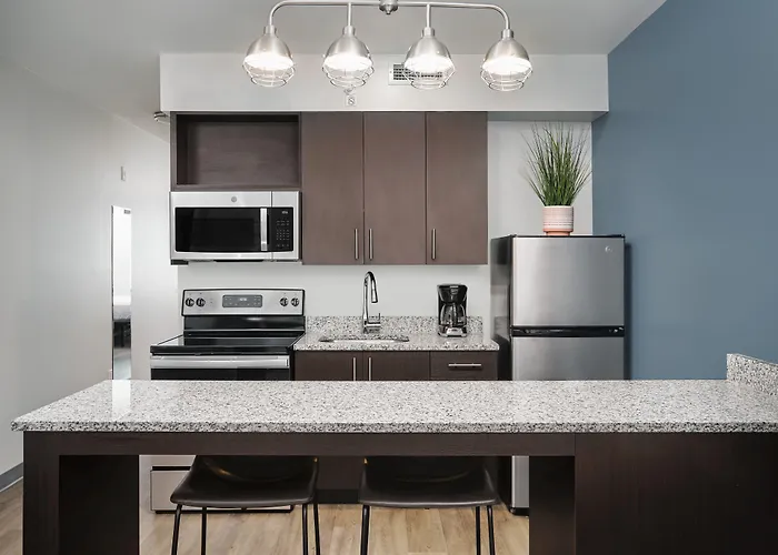 Stayapt Suites Madison-Greenbrier