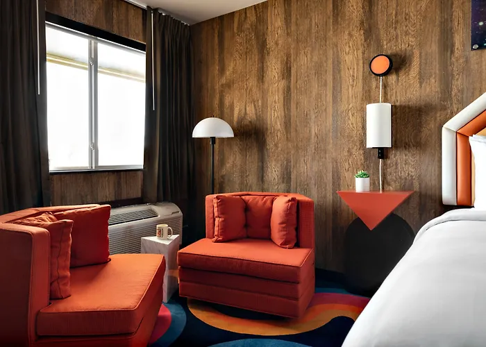 Americana Motor Hotel In Flagstaff Near Nau & Downtown