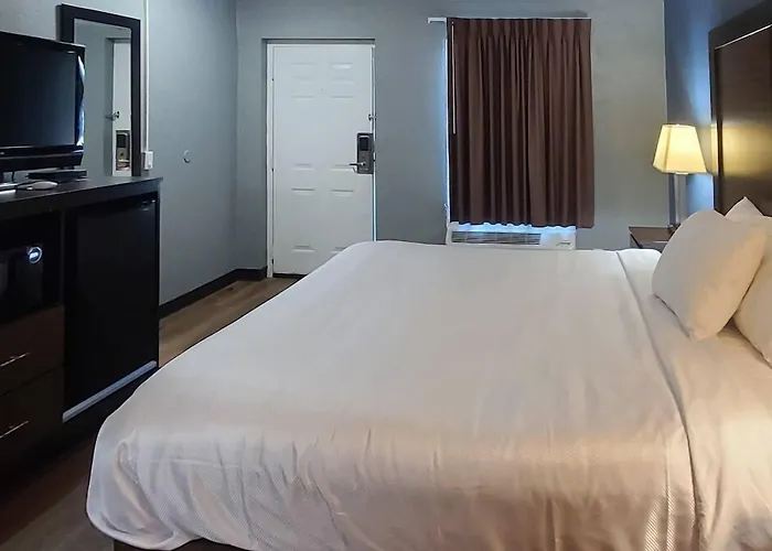Econo Lodge Forest City