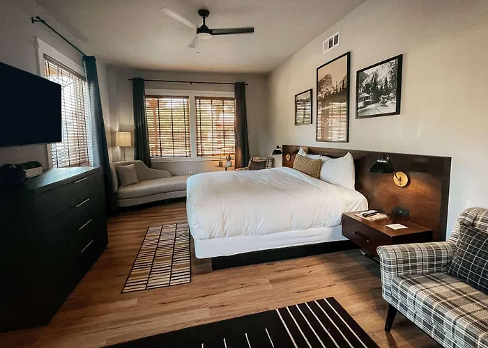 Gateway Hotel, Trademark Collection By Wyndham