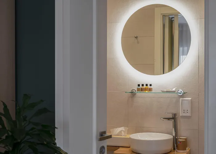 Townhouse17 Boutique Bed & Breakfast