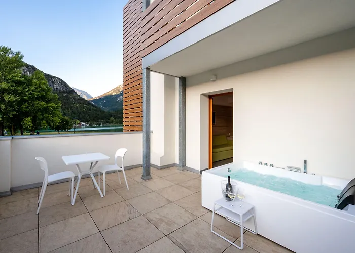 Hotel Trilago