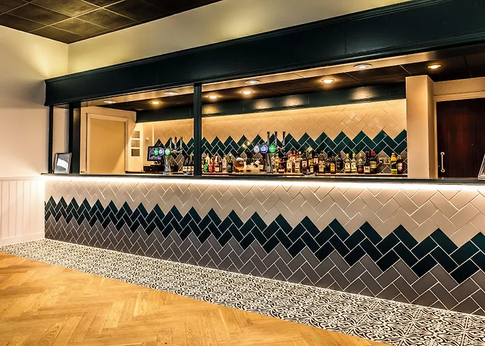 Tiverton Hotel Lounge & Venue