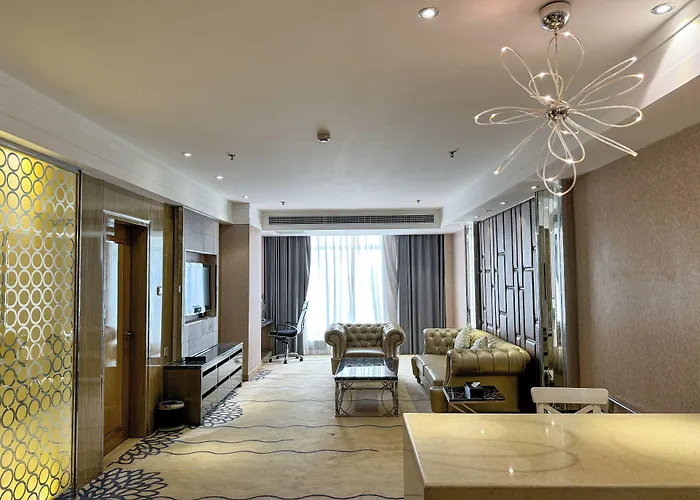 Suning Universal Hotel All-Suites