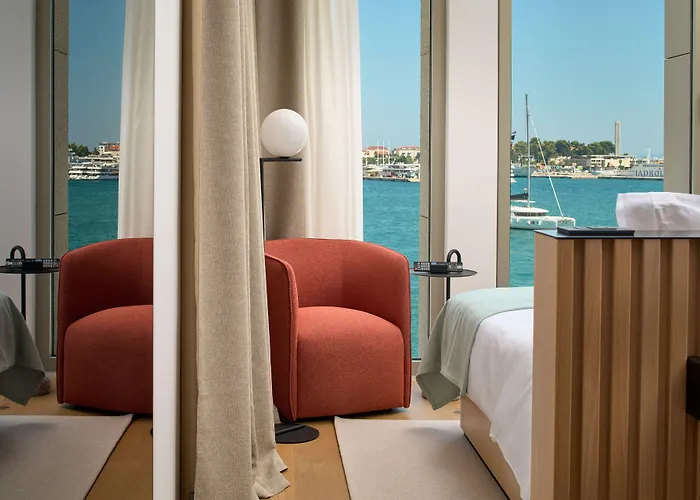 Hotel Ambasador