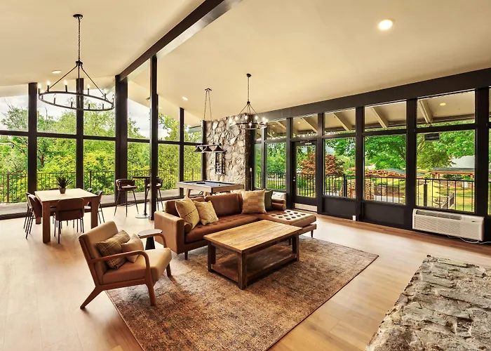 Tremont Lodge & Resort