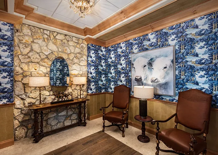 The Brownwood Hotel & Spa