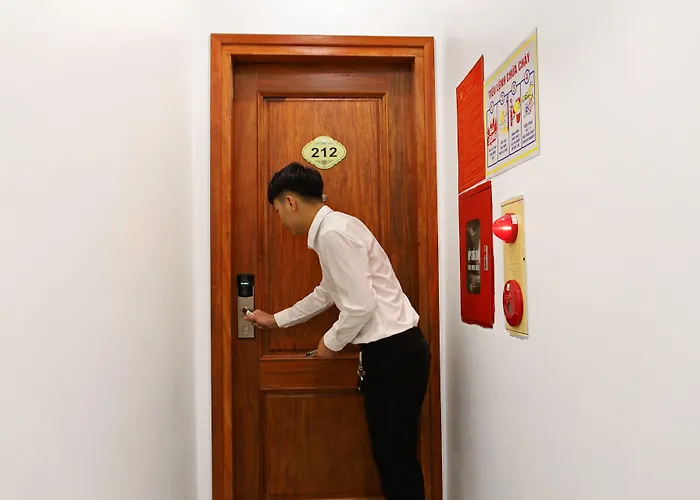 Chemi Noi Bai Airport Hotel