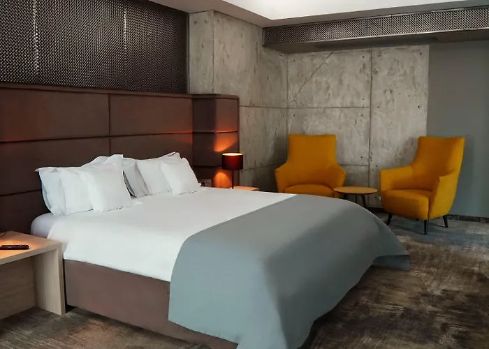 Aniroc Signature Hotel
