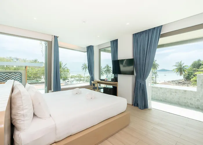 Panwaburi Beachfront Resort - Sha Extra Plus