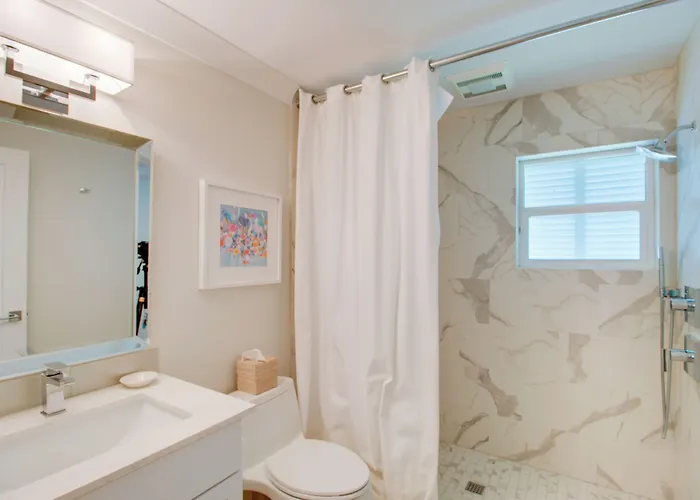 Lavish Vero Beach Escape With Pool, Patio + Dock!