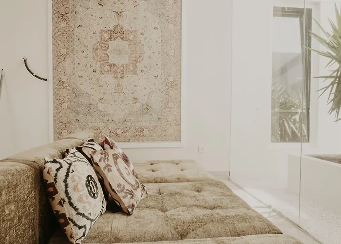 Silken Comfy Studios Hotel