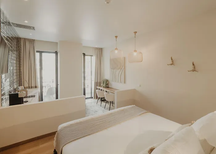 Silken Comfy Studios Hotel