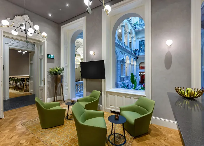 Hotel Oktogon Haggenmacher By Continental Group