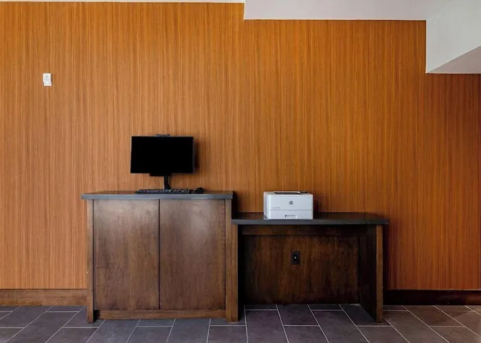 Four Points By Sheraton Brunswick