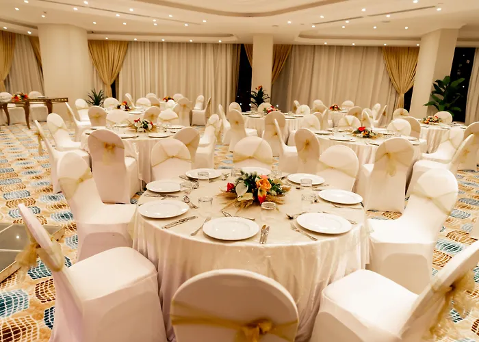 Lamar Azur Hotel