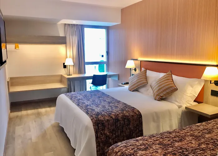 Hotel 3K Porto Aeroporto