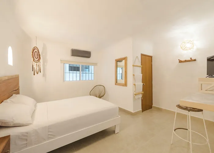 Hotel Caracol Puerto Morelos
