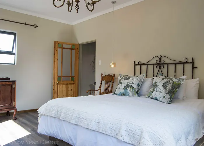 The Fat Mulberry Guest Farm
