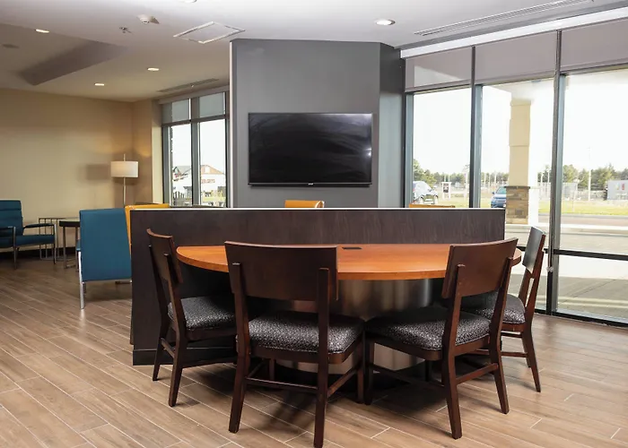 Towneplace Suites By Marriott Petawawa