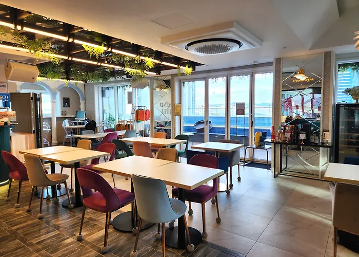 Hound Hotel Busan Station