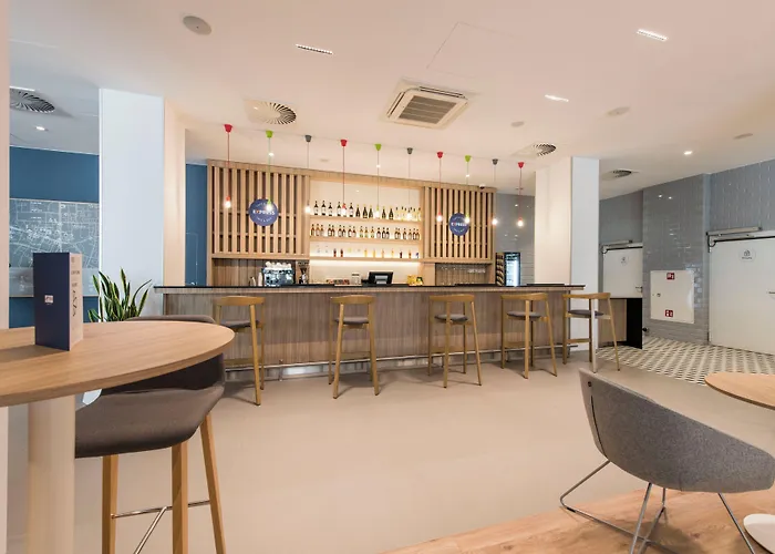 Holiday Inn Express Warsaw - Mokotow By Ihg