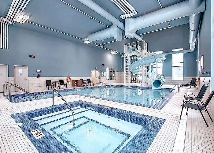 Holiday Inn Express & Suites - Calgary Airport Trail Ne By Ihg